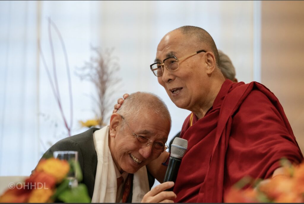 S. E. Dagyab Kyabgön Rinpoche und S. H. der Dalai Lama